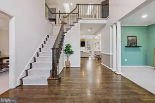 8514 Oak Chase Cir, Fairfax Station, VA 22039 - Photo 4