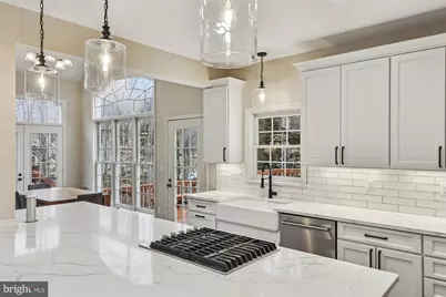 8514 Oak Chase Circle, Fairfax Station, VA 22039 - Photo 6