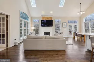 8514 Oak Chase Cir, Fairfax Station, VA 22039 - Photo 8