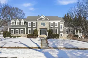 2905 Hibbard St, Oakton, VA 22124 - Photo 2