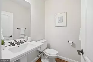 2905 Hibbard St, Oakton, VA 22124 - Photo 16