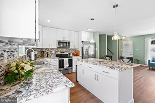 9514 Center St, Vienna, VA 22181 - Photo 4