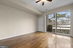 11292 Harbor Ct, Reston, VA 20191 - Photo 22