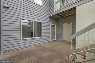 11292 Harbor Ct, Reston, VA 20191 - Photo 36