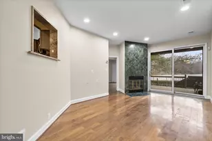 11292 Harbor Ct, Reston, VA 20191 - Photo 12