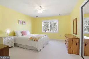 6804 Jeremiah Ct, Fairfax Station, VA 22039 - Photo 38