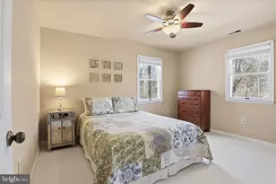 6804 Jeremiah Ct, Fairfax Station, VA 22039 - Photo 34