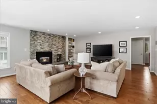 6804 Jeremiah Ct, Fairfax Station, VA 22039 - Photo 20