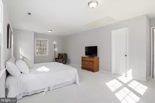 6804 Jeremiah Ct, Fairfax Station, VA 22039 - Photo 36