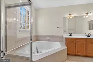 7749 Milford Haven Dr, Lorton, VA 22079 - Photo 22