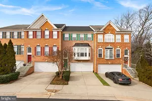 13584 Cedar Run Ln, Herndon, VA 20171 - Photo 1