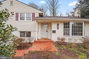 7423 Exmore St, Springfield, VA 22150 - Photo 1