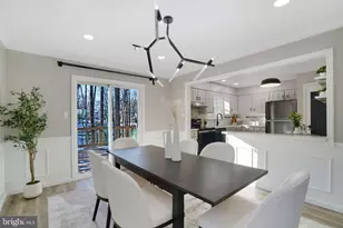 5918 Roberts Common Ct, Burke, VA 22015 - Photo 10