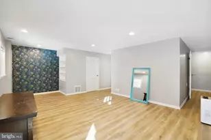 5918 Roberts Common Ct, Burke, VA 22015 - Photo 26