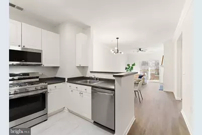 2791 Centerboro Drive #370, Vienna, VA 22181 - Photo 6