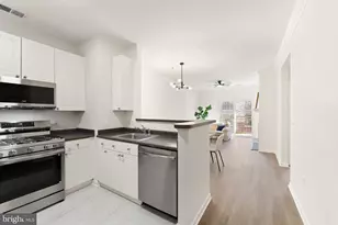 2791 Centerboro Dr, Vienna, VA 22181 - Photo 6