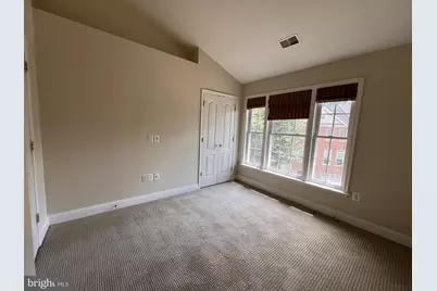 [Address not provided], Oakton, VA 22124 - Photo 16