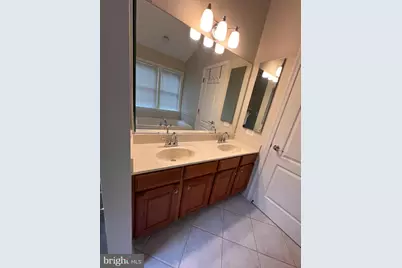 [Address not provided], Oakton, VA 22124 - Photo 14