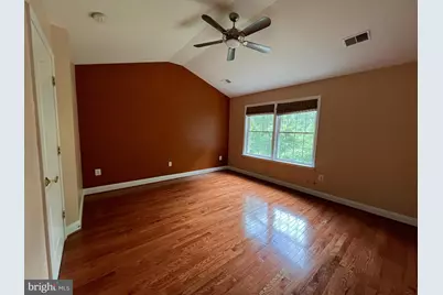 [Address not provided], Oakton, VA 22124 - Photo 10