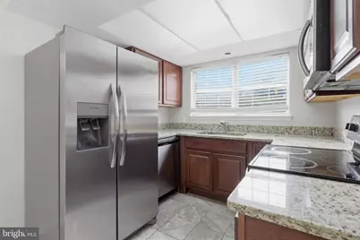 3902 Golf Tee Court #101, Fairfax, VA 22033 - Photo 8