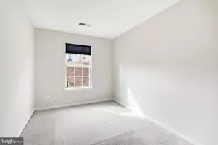 3902 Golf Tee Ct, Fairfax, VA 22033 - Photo 18