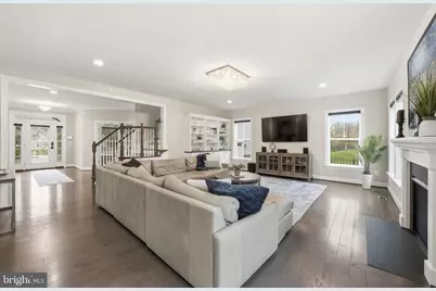 8940 Silvan Woods Court, Fairfax, VA 22031 - Photo 20