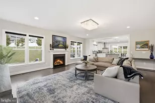 8940 Silvan Woods Ct, Fairfax, VA 22031 - Photo 22