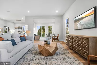 7505 Magarity Road, Falls Church, VA 22043 - Photo 6