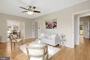 6070 Wooten Dr, Falls Church, VA 22044 - Photo 4