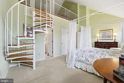 207 Locust Street SE, Vienna, VA 22180 - Photo 20