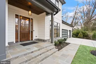 6013 Woodland Terrace, McLean, VA 22101 - Photo 4