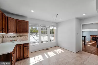 11820 Wayland Street, Oakton, VA 22124 - Photo 8