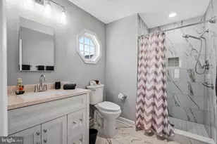 11820 Wayland St, Oakton, VA 22124 - Photo 24