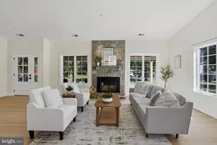 300 Lewis St NW, Vienna, VA 22180 - Photo 4