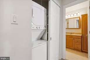 1963 Villaridge Dr, Reston, VA 20191 - Photo 20