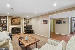 3180 Holmes Run Rd, Falls Church, VA 22042 - Photo 30