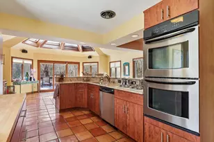 3180 Holmes Run Rd, Falls Church, VA 22042 - Photo 14