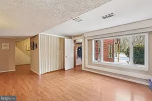 3180 Holmes Run Rd, Falls Church, VA 22042 - Photo 28