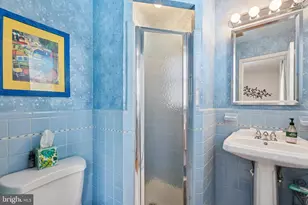 3180 Holmes Run Rd, Falls Church, VA 22042 - Photo 22