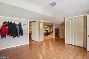 3180 Holmes Run Rd, Falls Church, VA 22042 - Photo 26