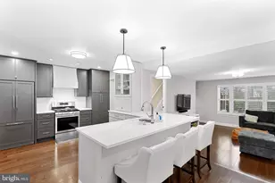 7226 Tod St, Falls Church, VA 22046 - Photo 8