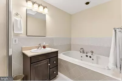 15470 Meherrin Drive, Centreville, VA 20120 - Photo 44