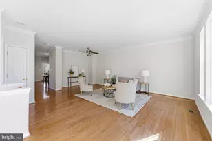 12426 Casbeer Dr, Fairfax, VA 22033 - Photo 14