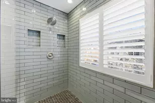 12426 Casbeer Dr, Fairfax, VA 22033 - Photo 38