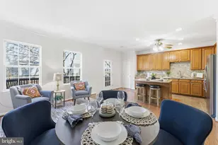 12426 Casbeer Dr, Fairfax, VA 22033 - Photo 18