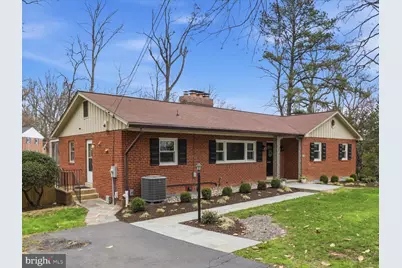 6424 Walters Woods Drive, Falls Church, VA 22044 - Photo 2