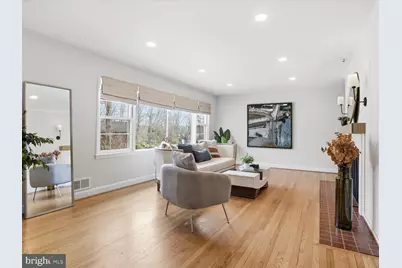 6424 Walters Woods Drive, Falls Church, VA 22044 - Photo 10