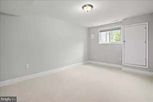 8711 Millbrook Pl, Alexandria, VA 22309 - Photo 40