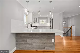 8711 Millbrook Pl, Alexandria, VA 22309 - Photo 6