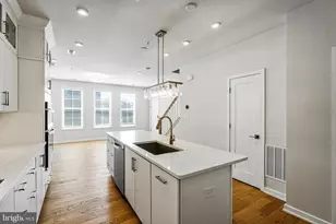 7504 Sawyer Farm Wy, McLean, VA 22102 - Photo 8